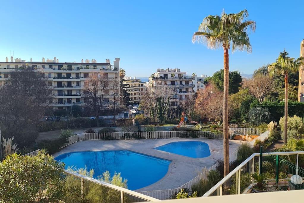 Appartement Vue Mer Sur Les Hauteurs De Nice Exterior photo