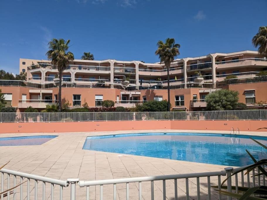 Appartement Vue Mer Sur Les Hauteurs De Nice Exterior photo